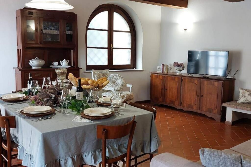 Lajatico Rentals - Casa Di Alice Nel Borgo 外观 照片